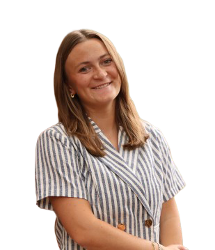 Carly Kisselle Headshot