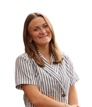 Carly Kisselle Headshot